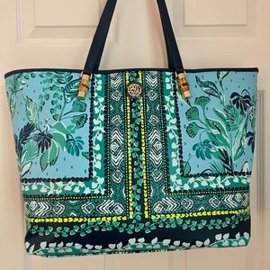 Beautiful Blue, White & Green Purse